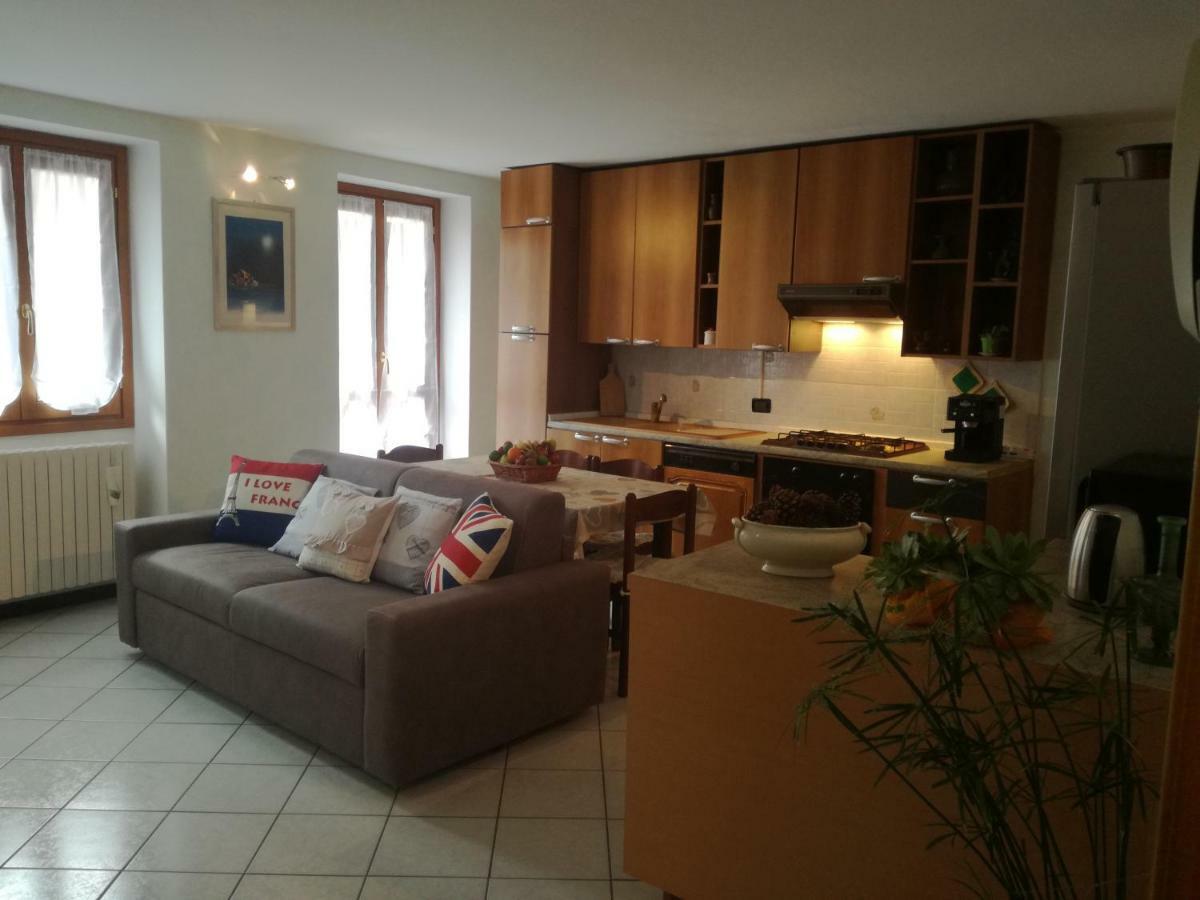 Appartamento Borgo Antico Oliveto Lario 외부 사진